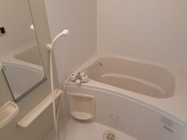【浴室】 | コウチターナ | コンパクトで使いやすいお風呂です