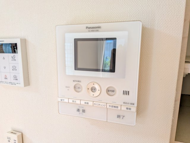 八王子市　元八王子町　中古戸建てのセキュリティ|～TVモニター付インターホン　訪問者の確認に便利です～