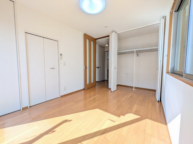 八王子市　元八王子町　中古戸建ての収納|～収納力の高いクローゼット完備～