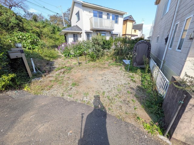 八王子市　元八王子町　中古戸建ての駐車場|～カースペースは1台分～