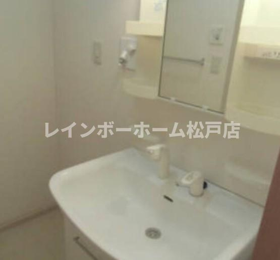 シャルマンおおたかの森仲介手数料（賃料の1.10ヵ月）の50％OFF対象物件！の洗面所|スペースが確保できる洗面所です