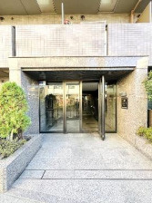 ルーブル大塚弐番館のエントランス