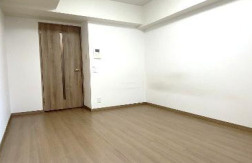 ルーブル大塚弐番館の居間・リビング