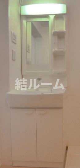 豊島区池袋本町１丁目のアパートの洗面所