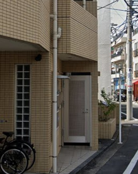 エスポワール横浜のエントランス
