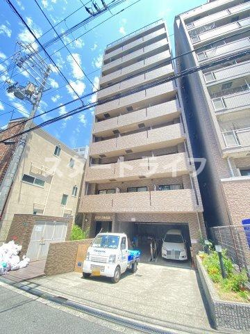 大阪市淀川区東三国１丁目の賃貸マンションの外観