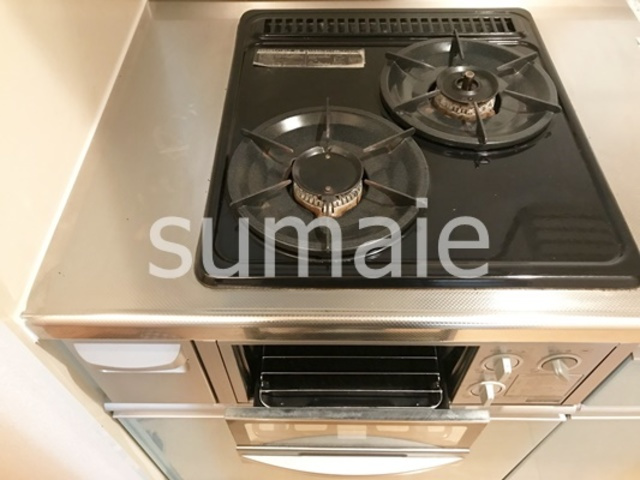 リビングタウン三橋のキッチン|二口コンロ付きキチンです。