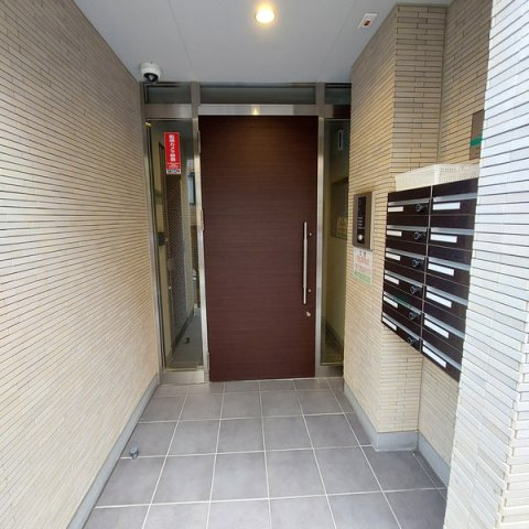 ＬａＬａ神泉のエントランス