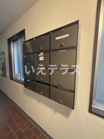 シャルマン花隈のその他共用部分|きれいな外観です
