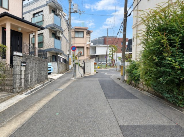 深江南町1丁目　売土地の前面道路含む現地写真