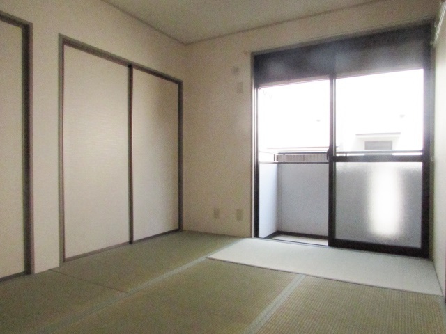 アメニティ宝塚の和室