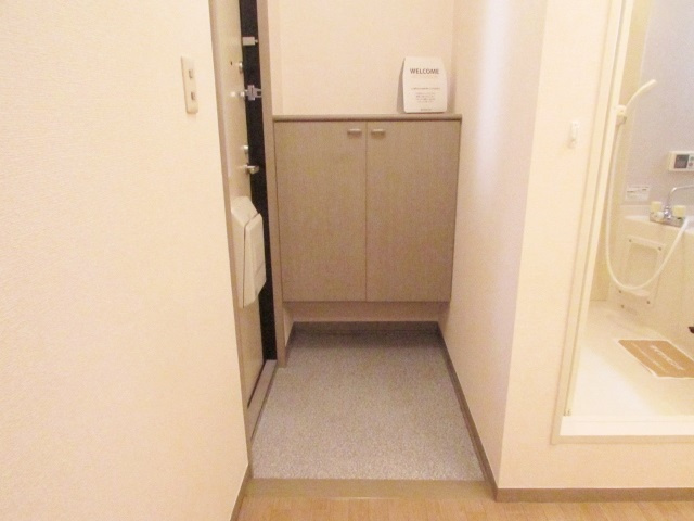 アメニティ宝塚の玄関