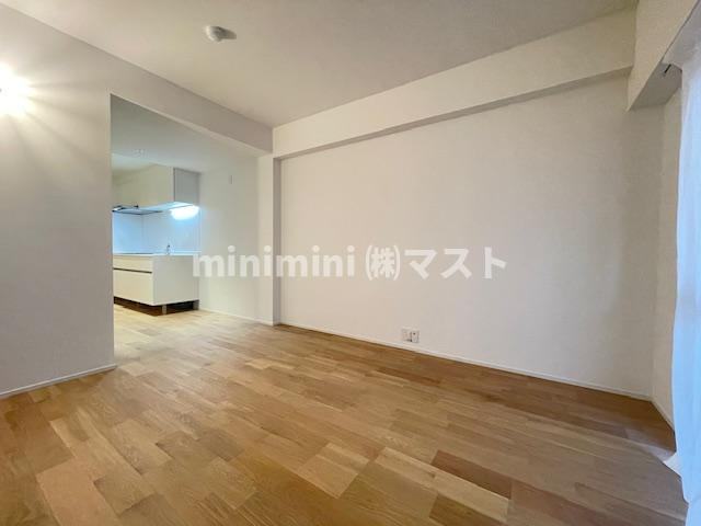 LIBMARK minamihorieの洋室