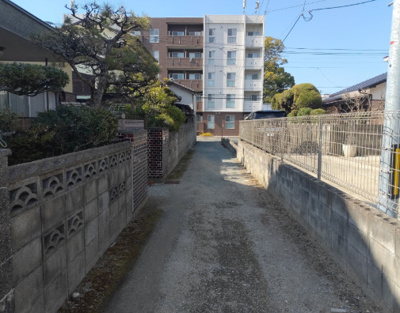 【前面道路含む現地写真】 | 福岡県糟屋郡志免町志免３丁目