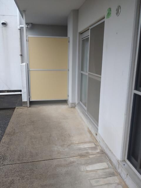 エスポァール市ヶ尾のバルコニー