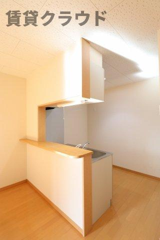 グリーンベルのキッチン|コンパクトなキッチンで掃除もラクラク