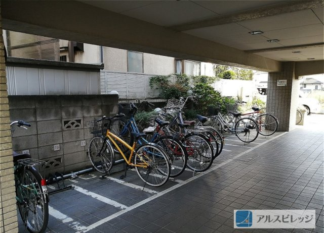 兼六ハイム清瀬の駐車場|駐輪場
