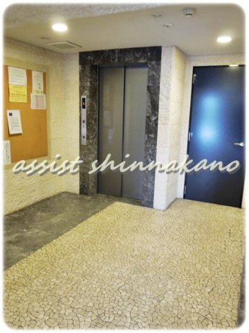 フェニックス方南町弐番館のロビー