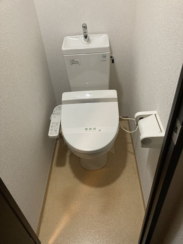 フェニックス方南町弐番館のトイレ