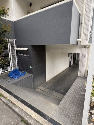 【エントランス】 | ビバリーホームズ氷川台