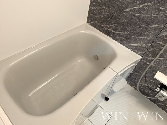 リヴェール響の浴室