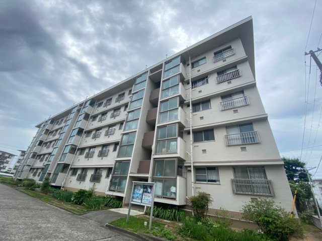狩口台住宅38号棟の外観