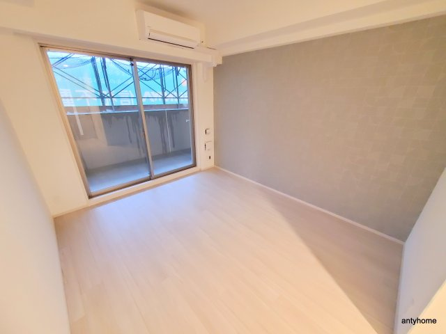 プレサンス神崎川ファインブレス　仲介手数料無料の居間・リビング