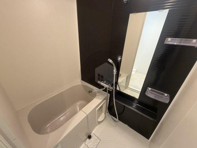ワールドアイ大阪EastCityの浴室