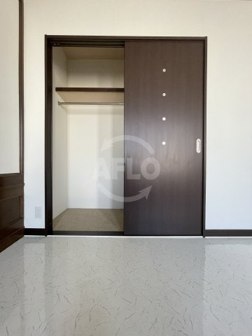 プレミシス岸里の収納|プレミシス岸里　クローゼット