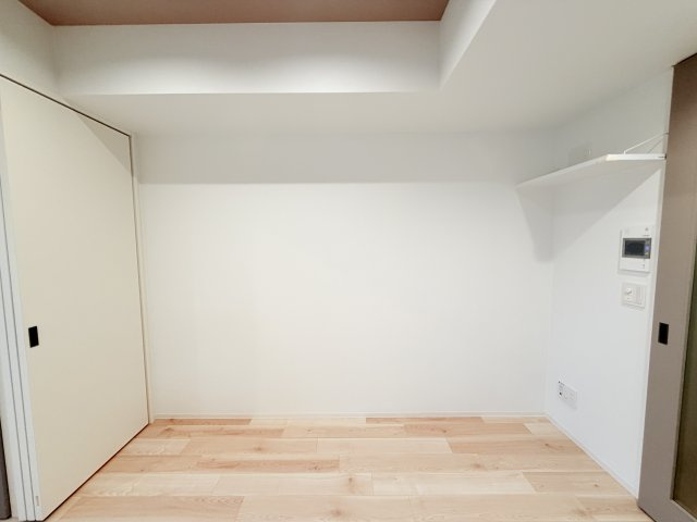 MAISHIN神戸三宮EASTの居間・リビング