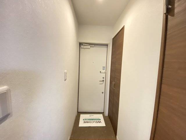 【玄関】 | フィアスコート羽衣