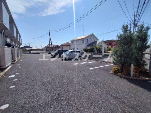 メゾン ド ボナールの駐車場|高崎、前橋のお部屋探しはエンドスケープまで！お客様の理想お聞かせ下さい♪
