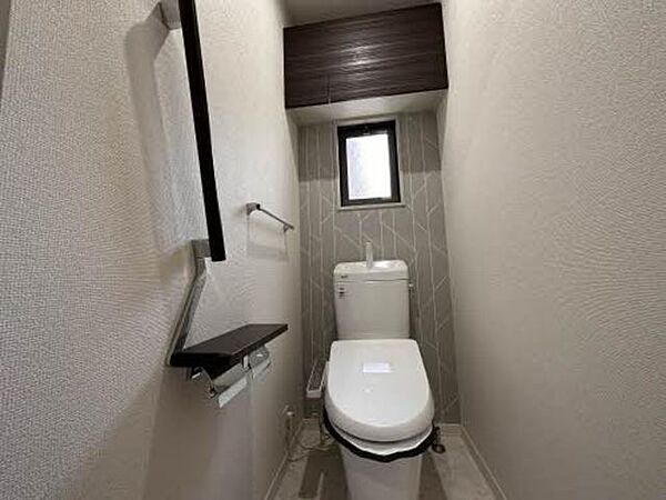 ミナミガーデンハイツ2のトイレ|ゆったりとした空間のトイレです