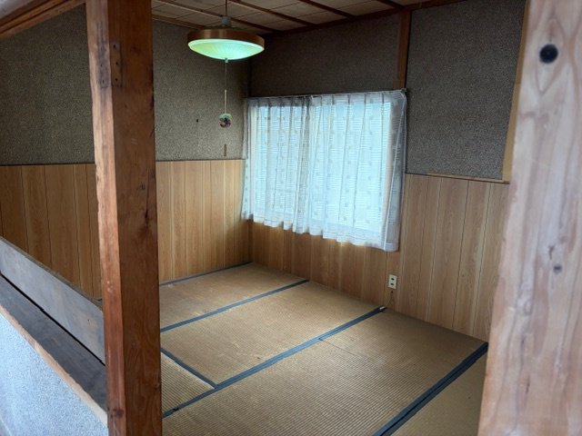 倉敷市児島味野5丁目の和室|2階中央和室6.0帖