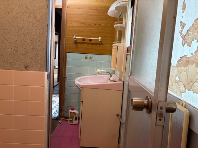 倉敷市児島味野5丁目の独立洗面台
