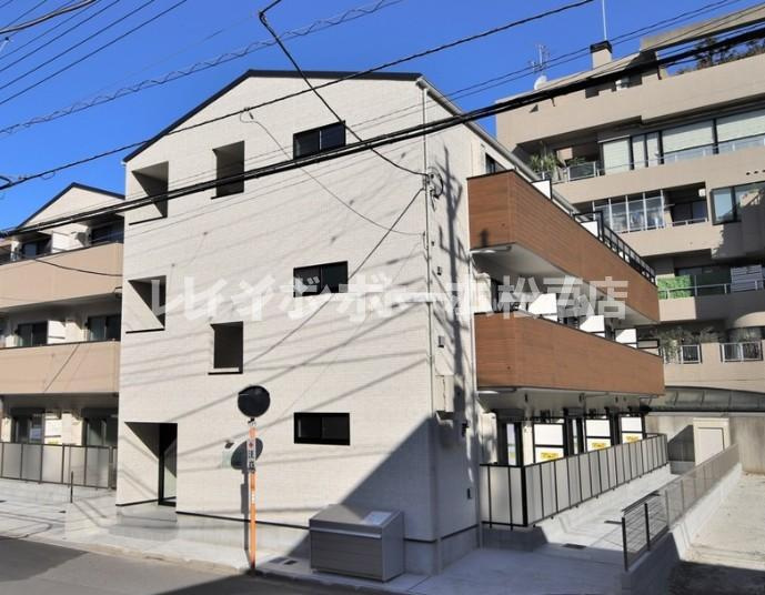 Eris新松戸の外観