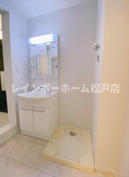 Eris新松戸の独立洗面台