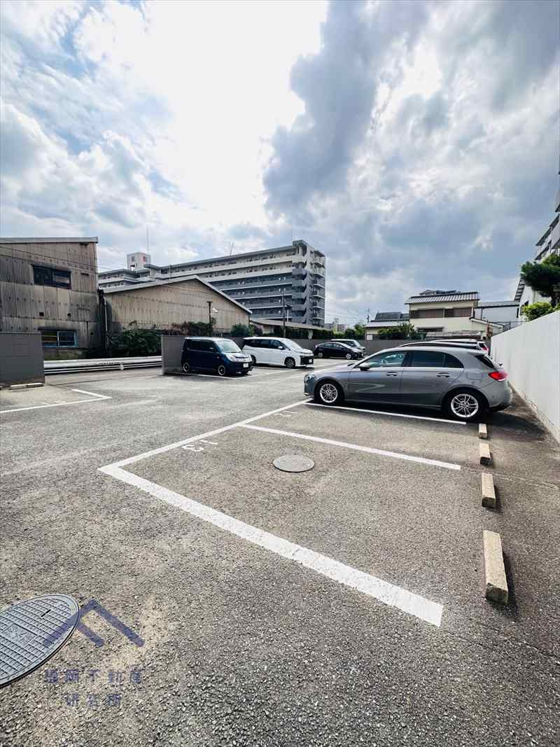 クローバーマンション山王公園南の駐車場