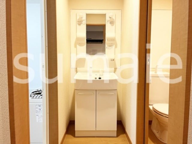 なつつばき上小の独立洗面台|シャンプードレッサー