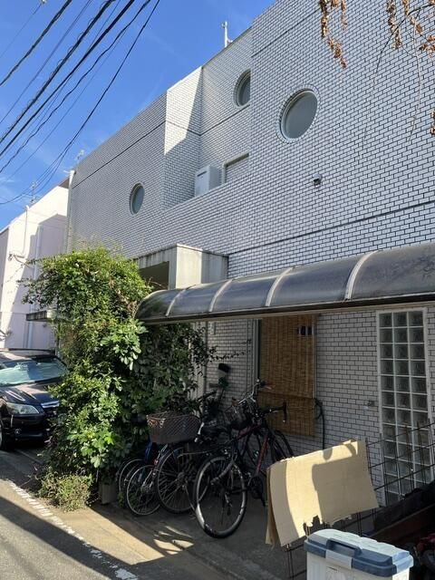 田面ビルの外観