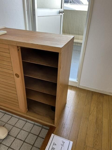 田面ビルの玄関