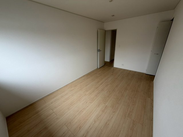 丸亀市土器町西第５　１号棟　４LDK新築平屋戸建　の洋室