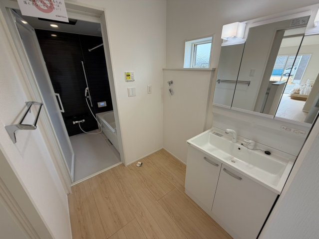 丸亀市土器町西第５　１号棟　４LDK新築平屋戸建　の洗面所