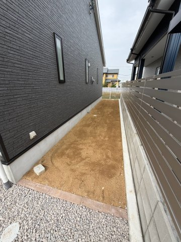 丸亀市土器町西第５　１号棟　４LDK新築平屋戸建　の庭