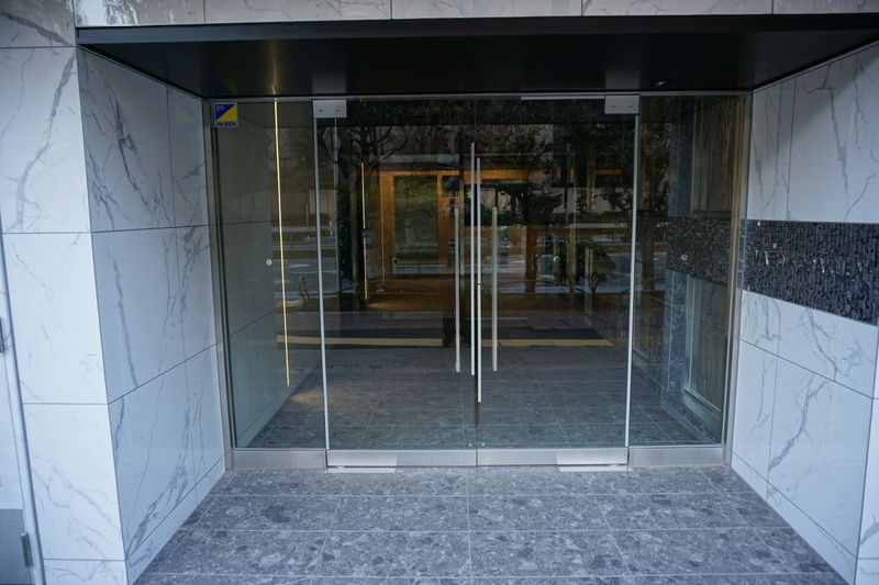 マーロ後楽園のエントランス