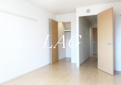 【居間・リビング】 | サンフェリーチェ | 洋室のお部屋です。