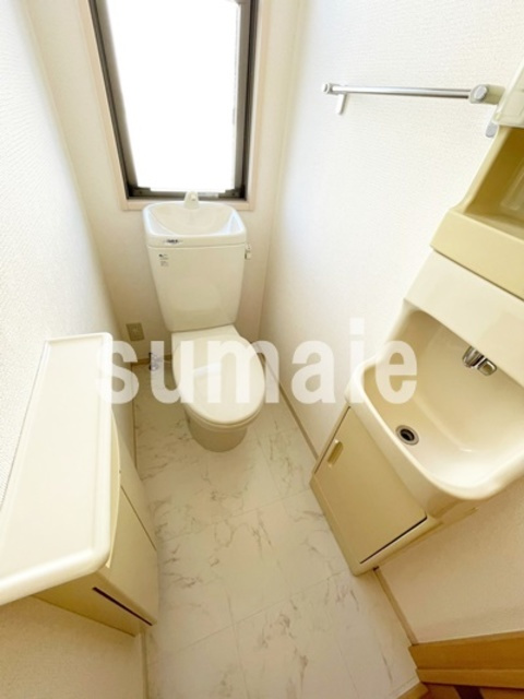 ビューパティオ　Ａのトイレ|各階にトイレがあります。