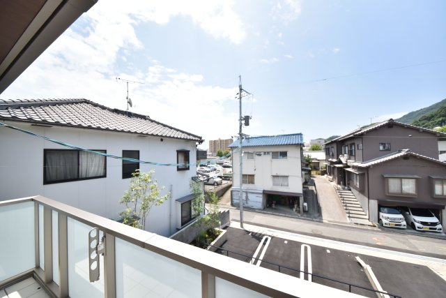 シャーメゾン阿賀中央の展望