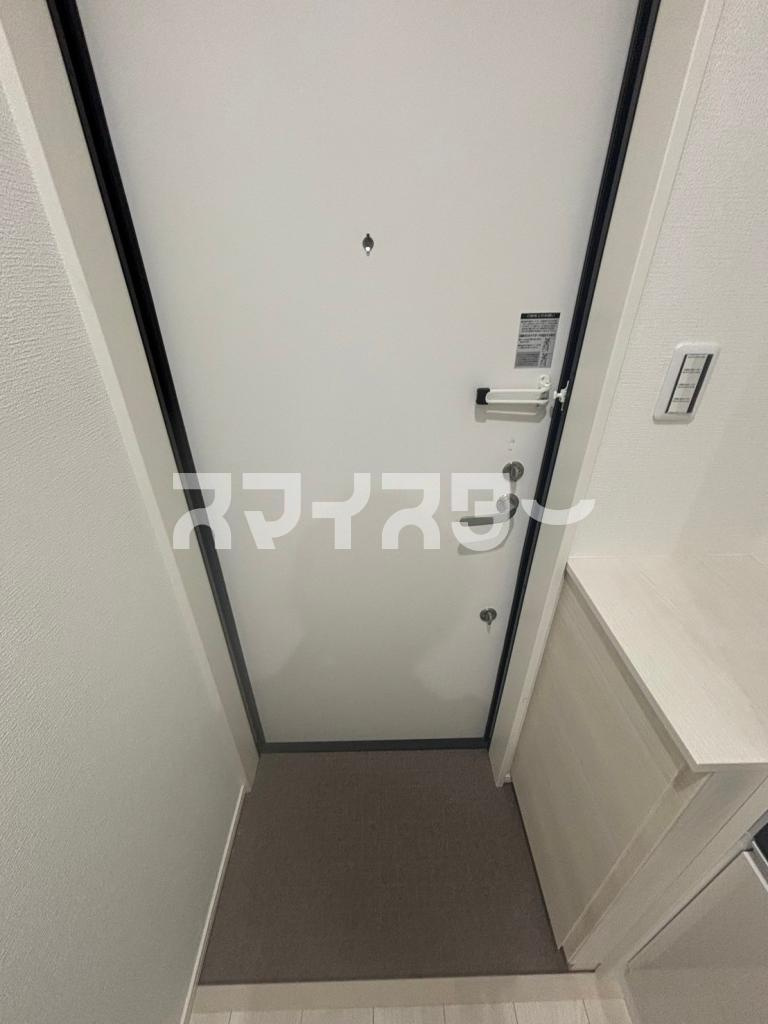 カインドネス八王子片倉Ｂ棟の玄関