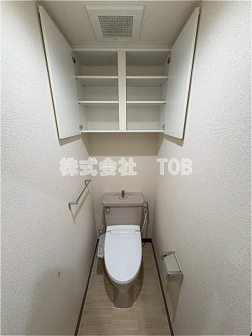 【トイレ】 | レイフラット祖師谷 | ※クリーニング完了前※※別号室参考写真※